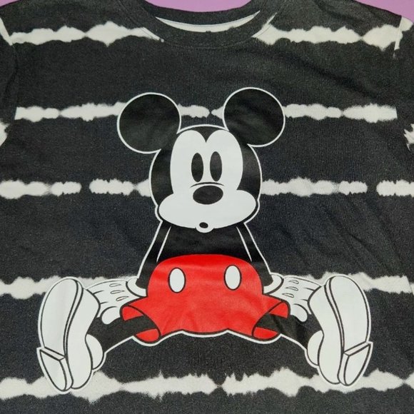 Official Disney Mickey Mouse Tshirt - Picture 1 of 4